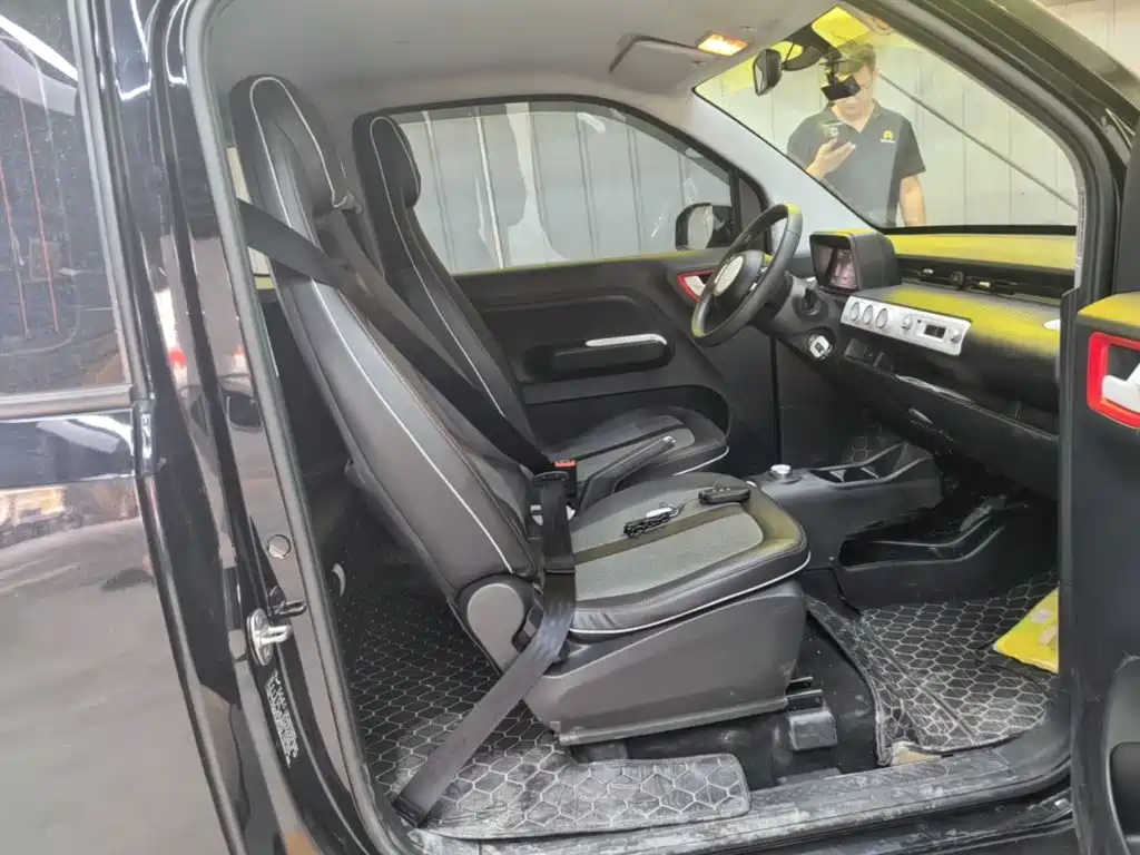 Wuling MINIEV — миниатюра 25