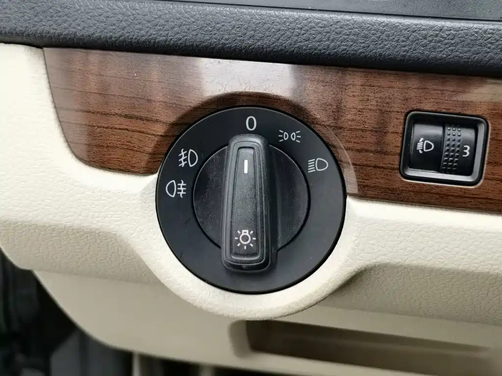 Volkswagen Lavida — миниатюра 21