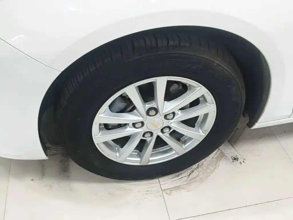 Chevrolet Malibu — миниатюра 23