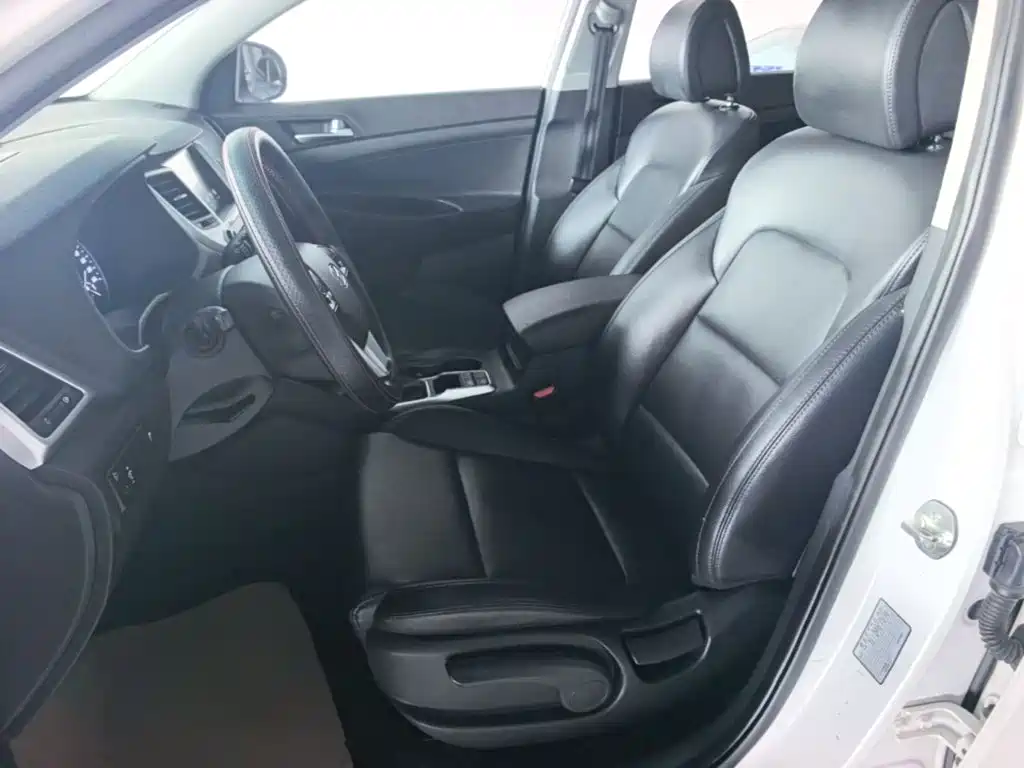 Hyundai Tucson — миниатюра 15