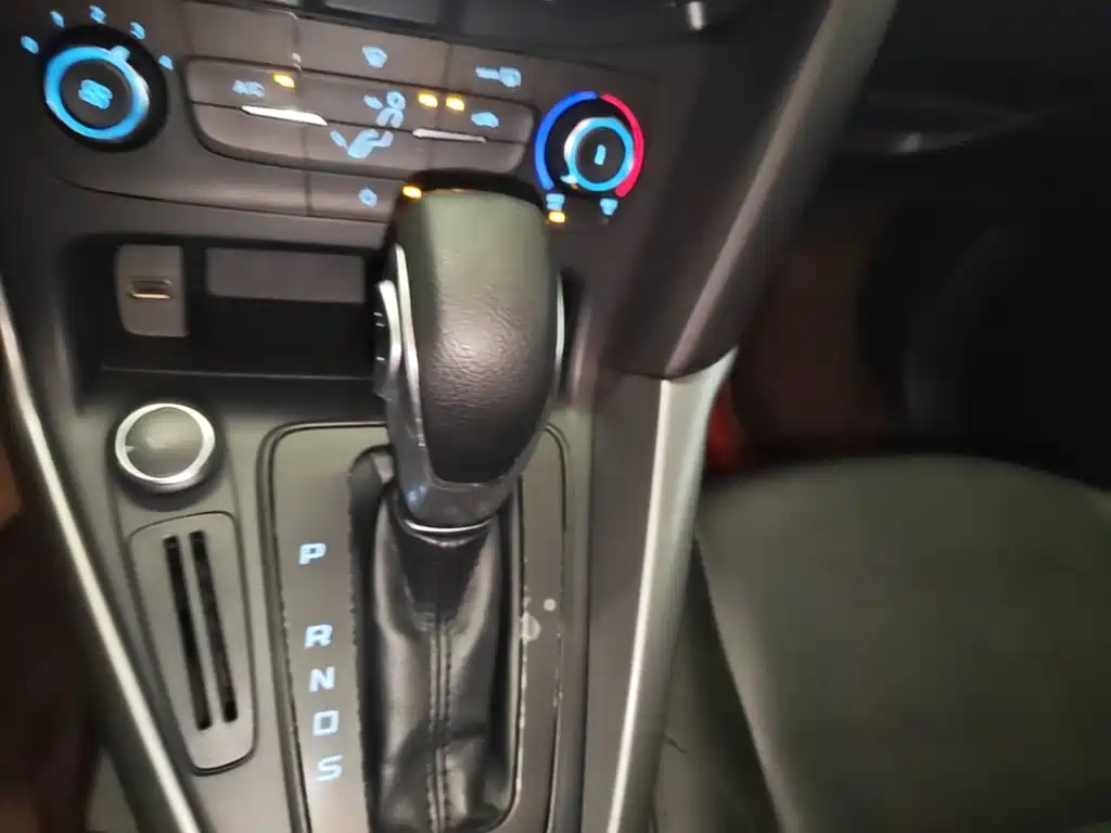 Ford Focus — миниатюра 14