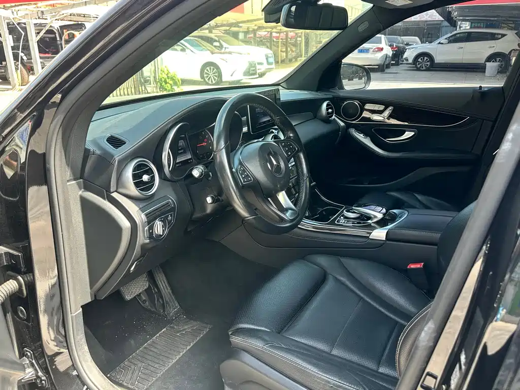 Mercedes-Benz GLC — миниатюра 8