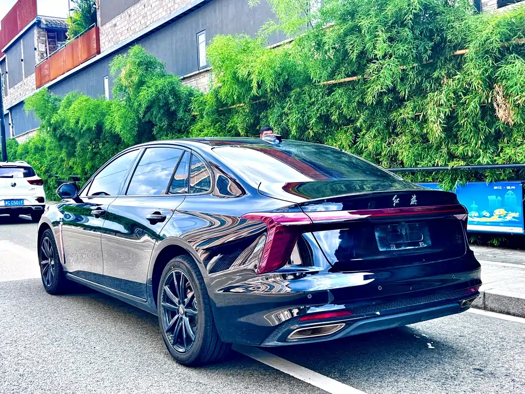 Hongqi Hongqi H5 — миниатюра 9