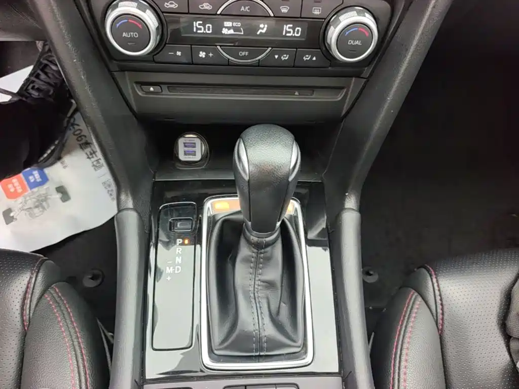 Mazda 3 Axela — миниатюра 14