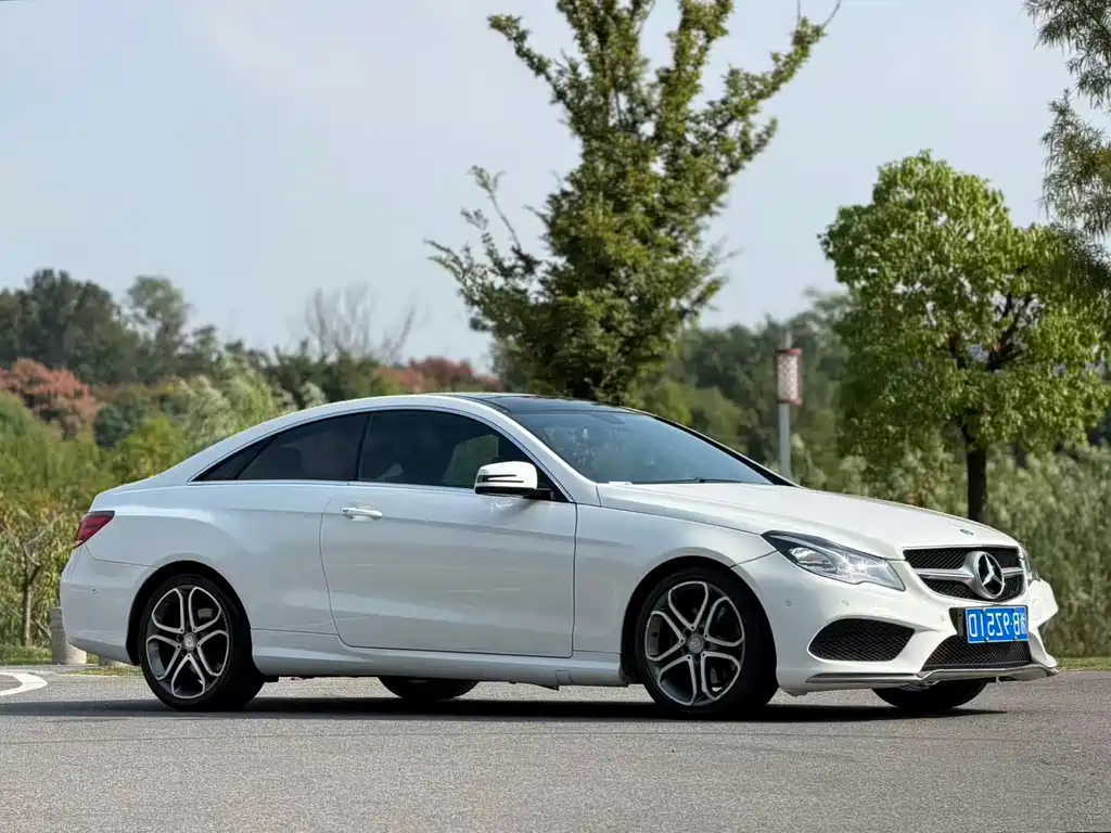 Mercedes-Benz E-Class (Import) — миниатюра 3
