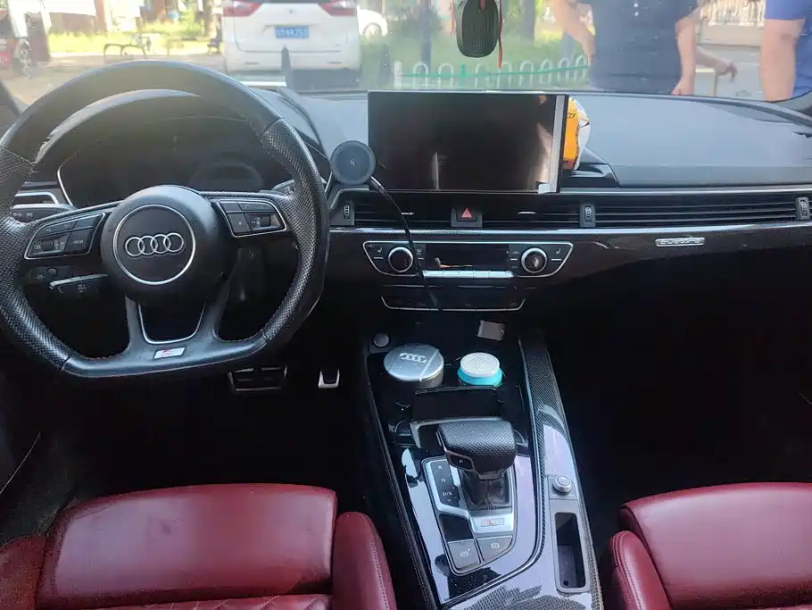 Audi S4 — миниатюра 12