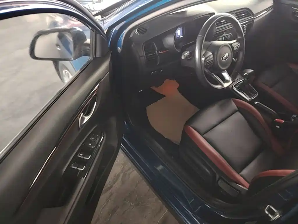 Kia KX Cross — миниатюра 16