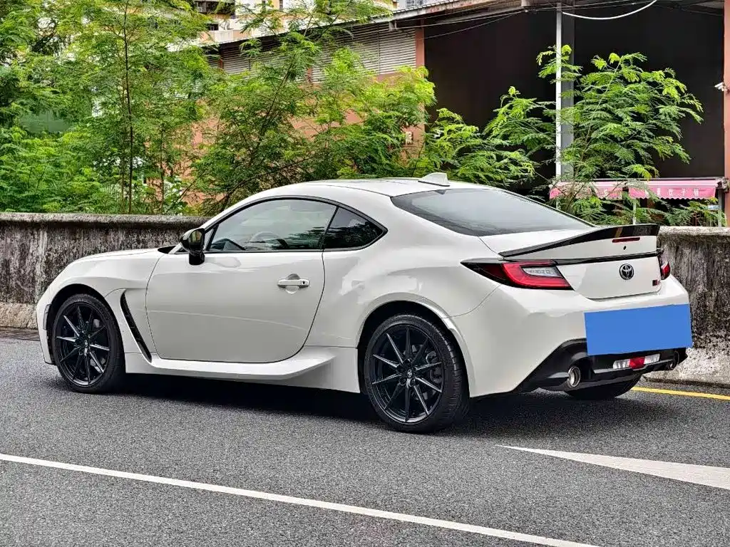 Toyota 86 — миниатюра 6