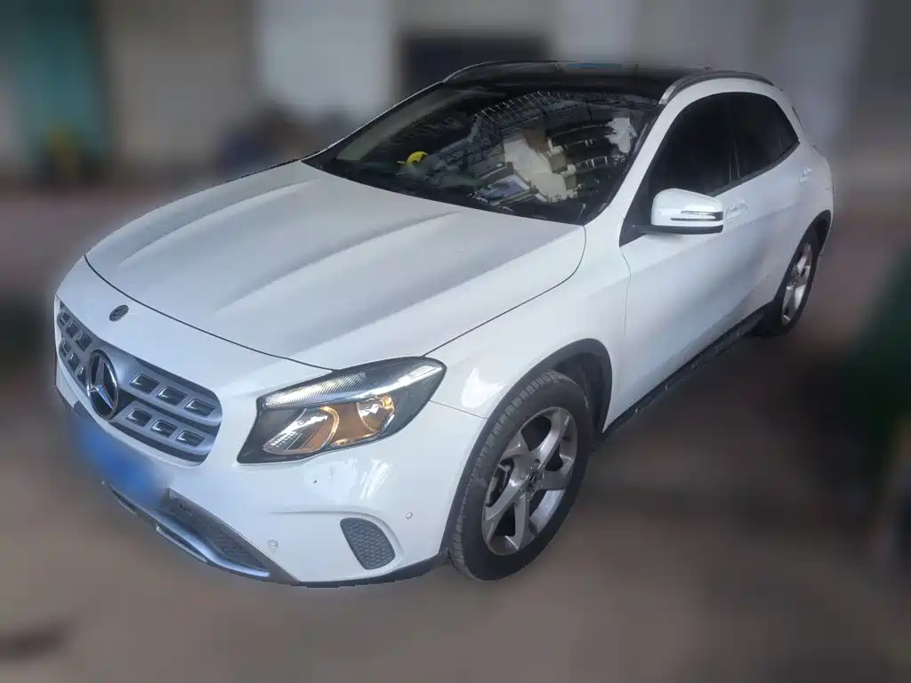 Mercedes-Benz GLA — миниатюра 2