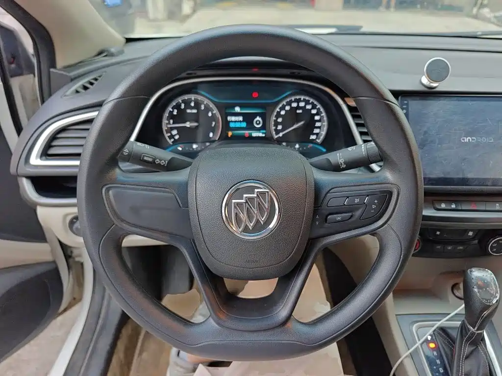 Buick Excelle — миниатюра 13
