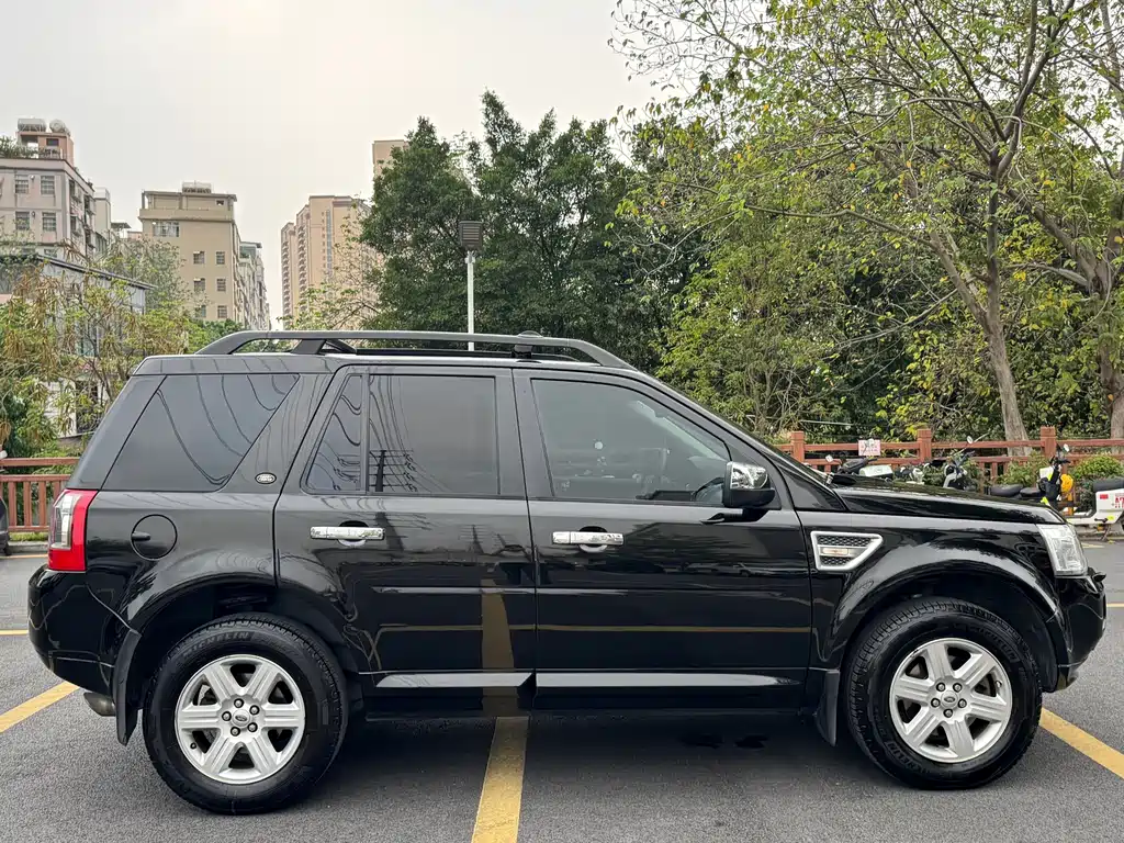 Land Rover 2 013 2.0T Si4 HSE