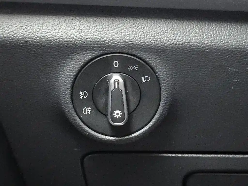Volkswagen Sagitar — миниатюра 21