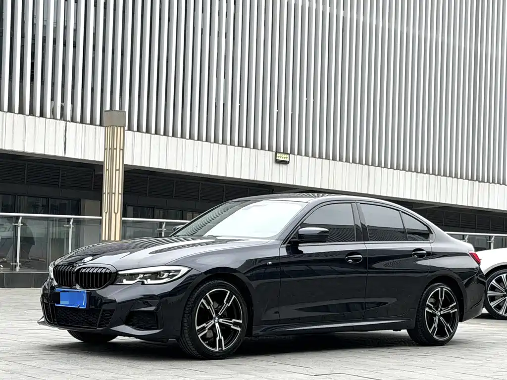 BMW 3 Series 2021