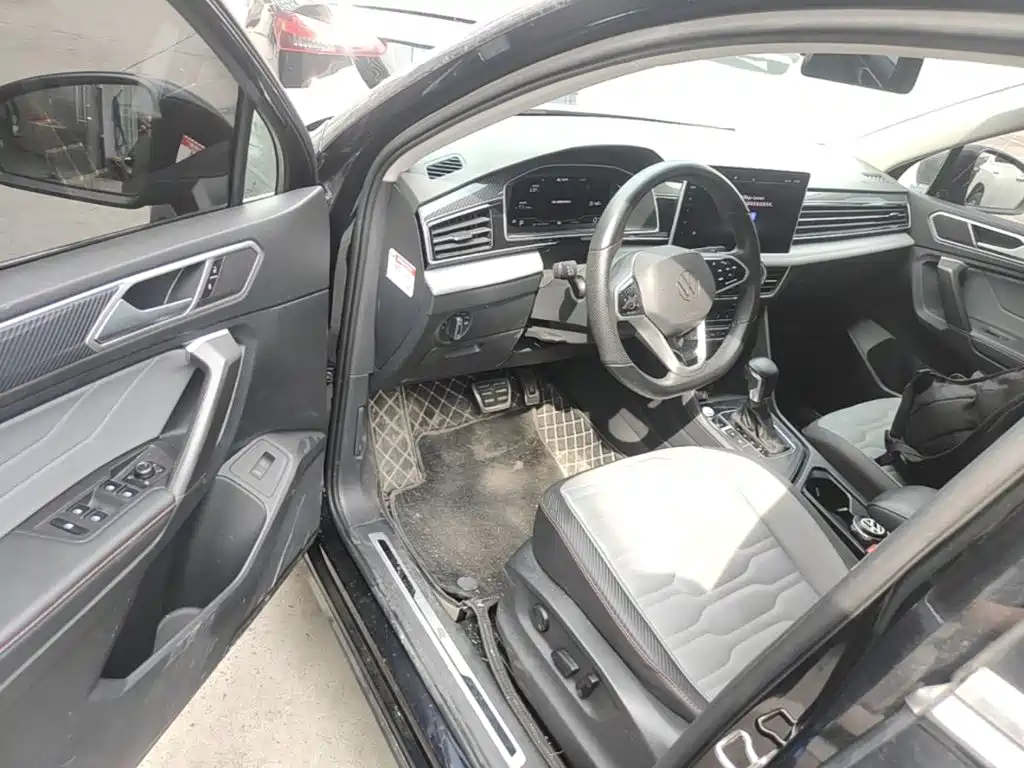 Volkswagen Tiguan X — миниатюра 16