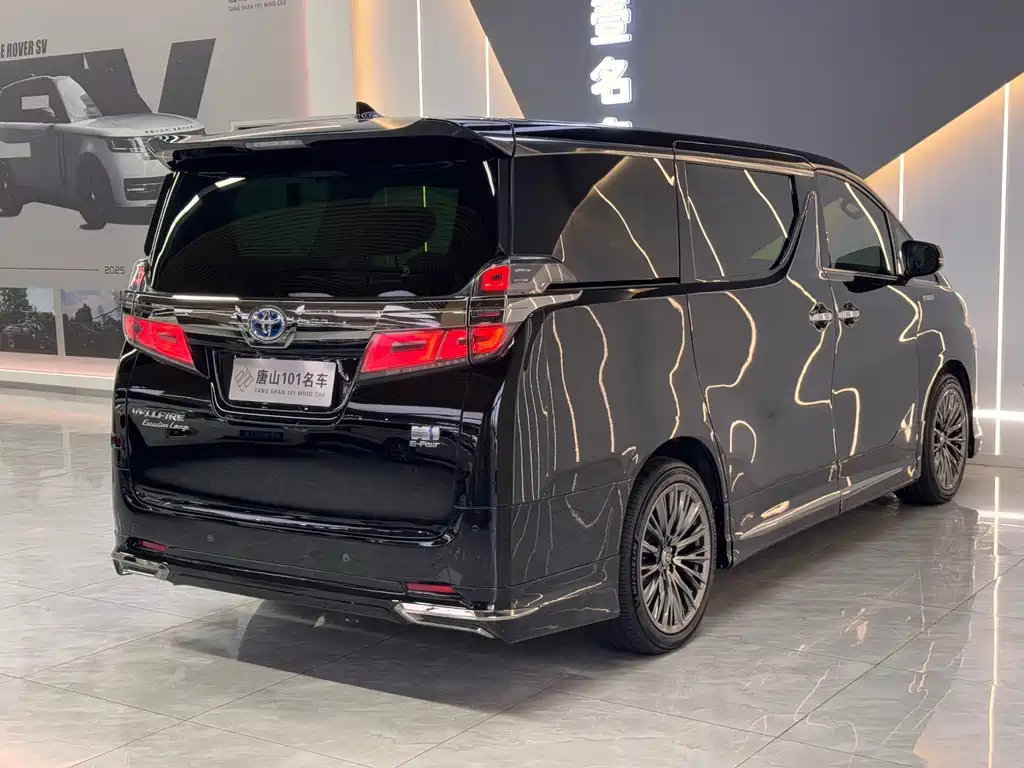Toyota Vellfire — миниатюра 10
