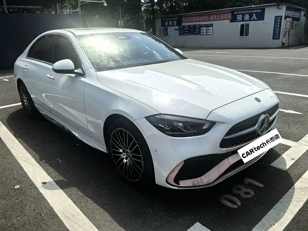 Mercedes-Benz C-Class — миниатюра 2