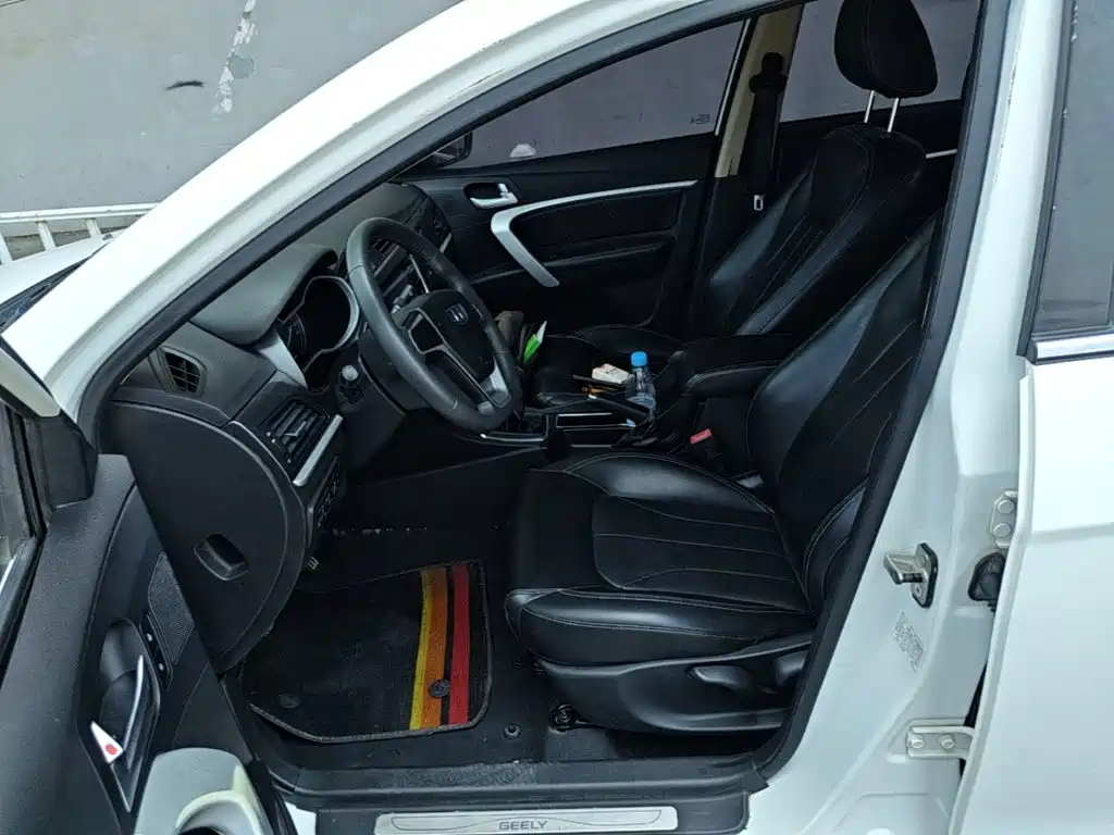 Geely Emgrand — миниатюра 15