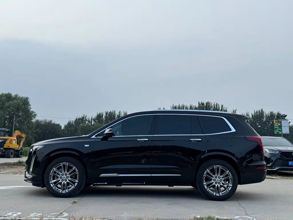 Cadillac XT6 — миниатюра 7