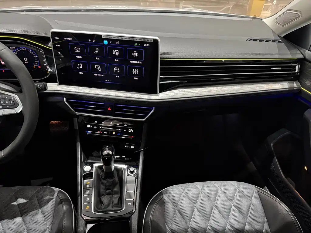 Volkswagen Sagitar — миниатюра 14