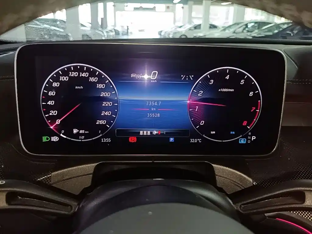 Mercedes-Benz C-Class — миниатюра 12