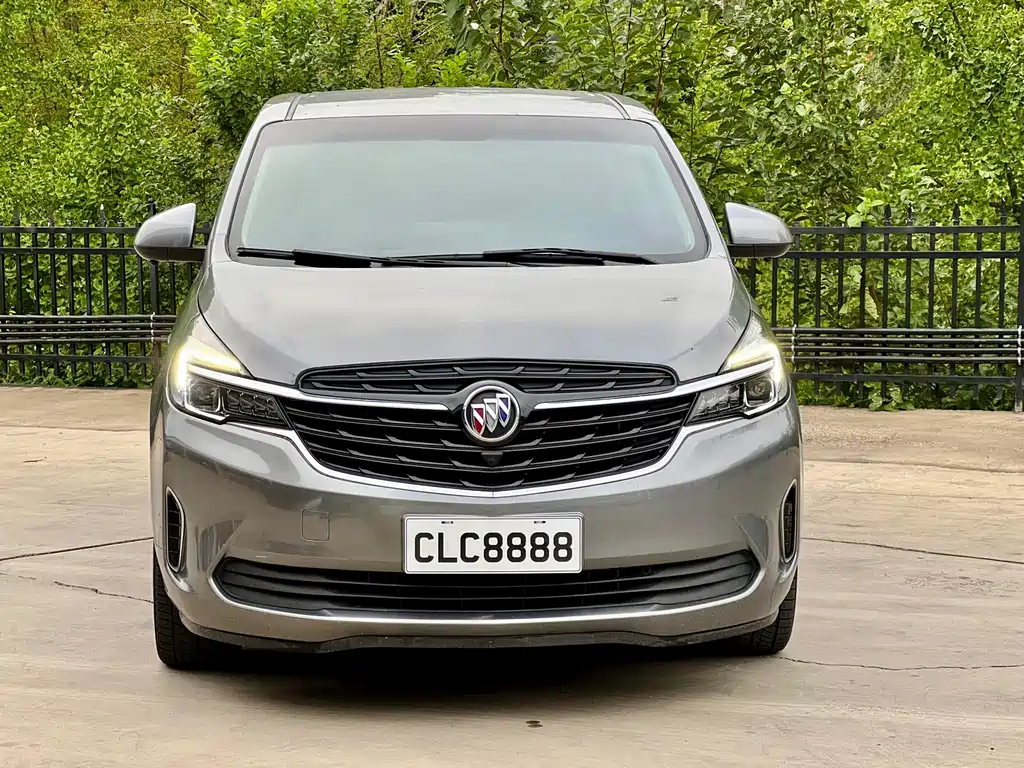 Buick GL8 — миниатюра 3