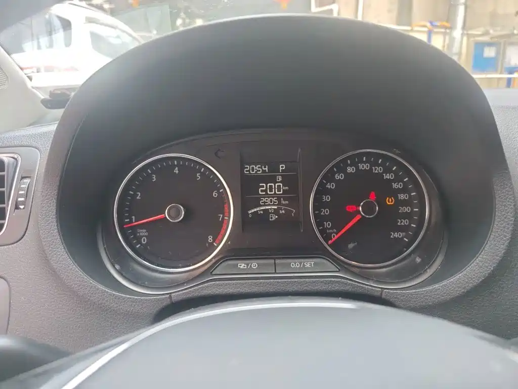 Volkswagen Polo — миниатюра 8