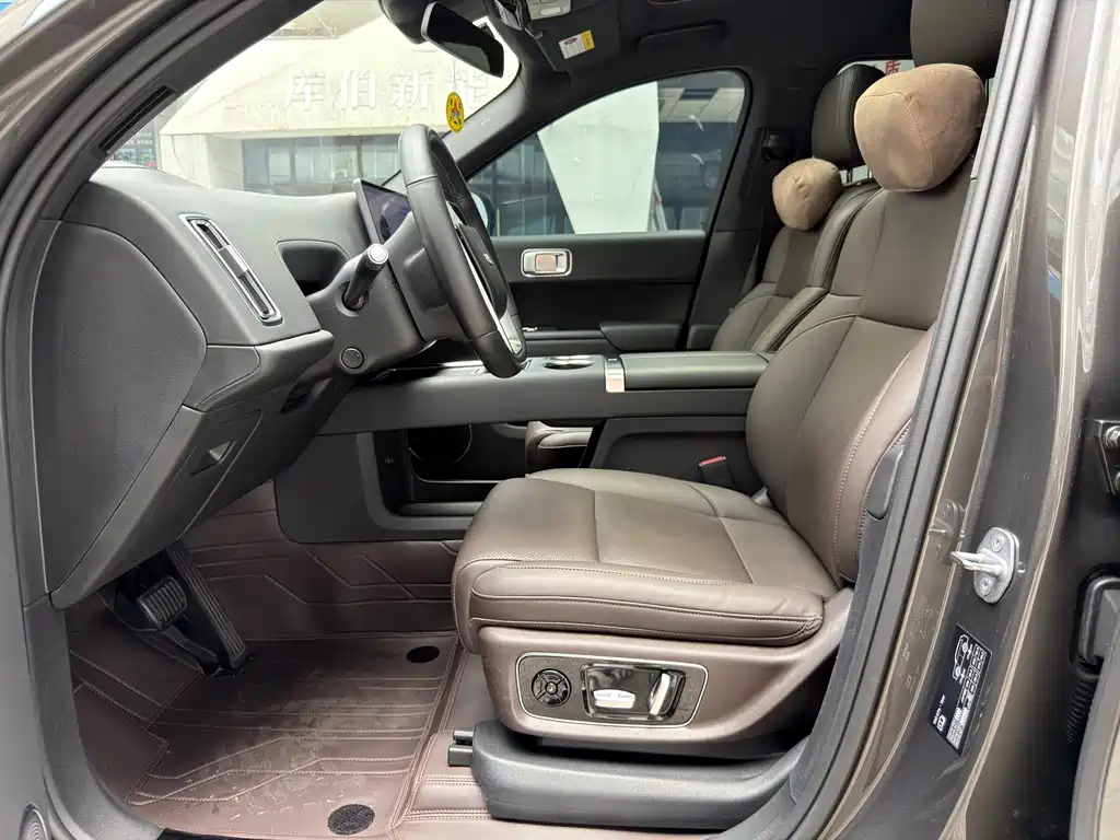 Li Auto Li L8 — миниатюра 8