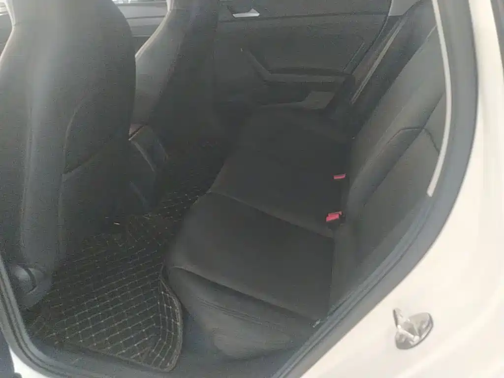 Volkswagen Lavida — миниатюра 17