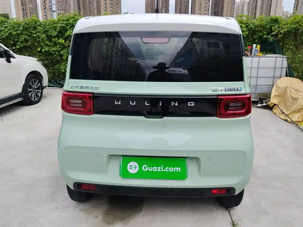 Wuling MINIEV — миниатюра 6