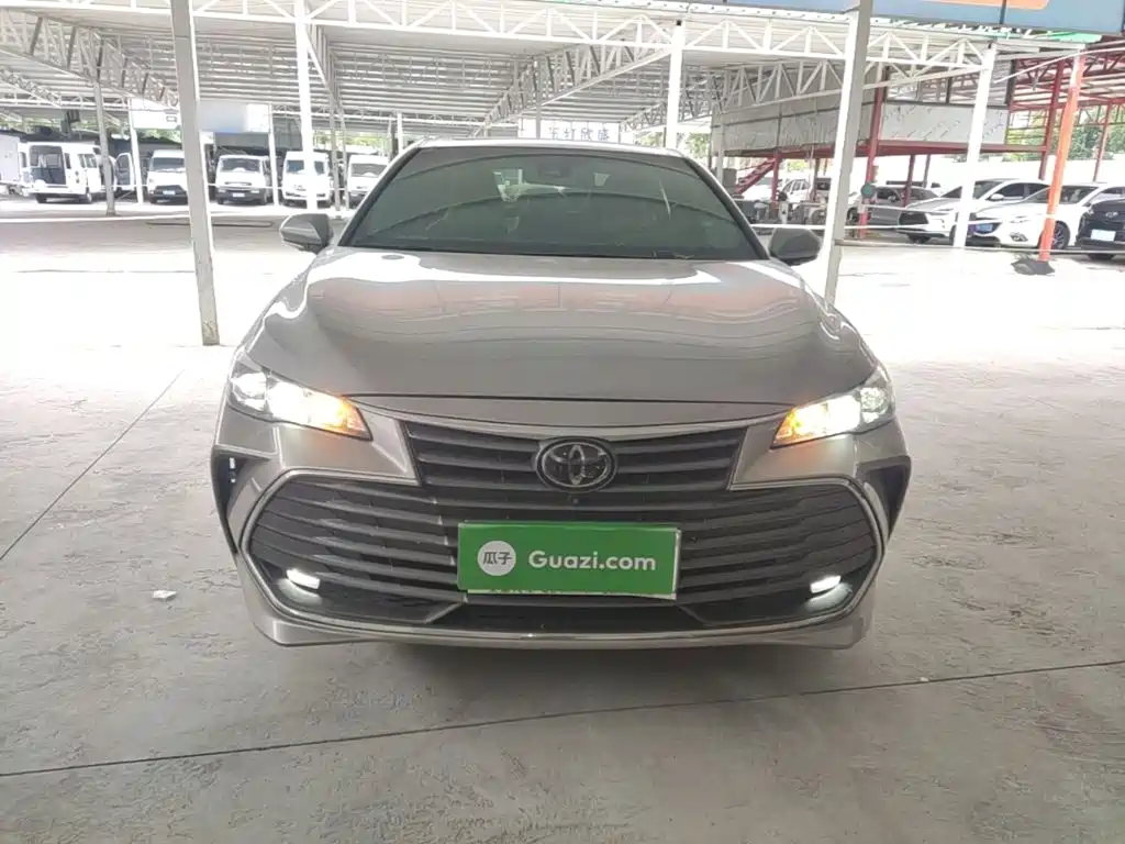 Toyota Avalon — миниатюра 3