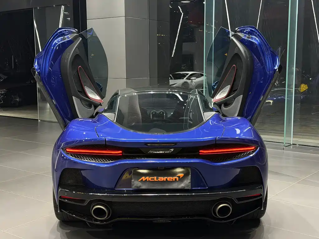 McLaren GT — миниатюра 11