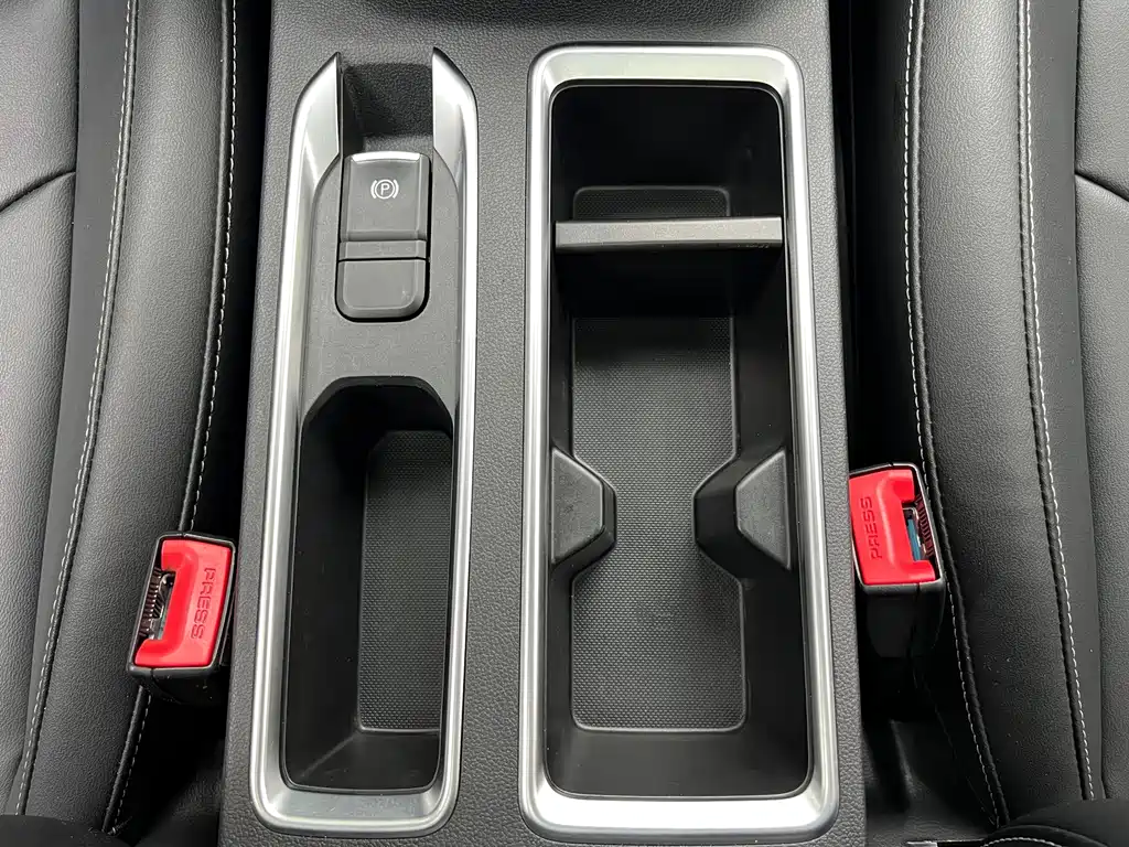 Haval M6 — миниатюра 15