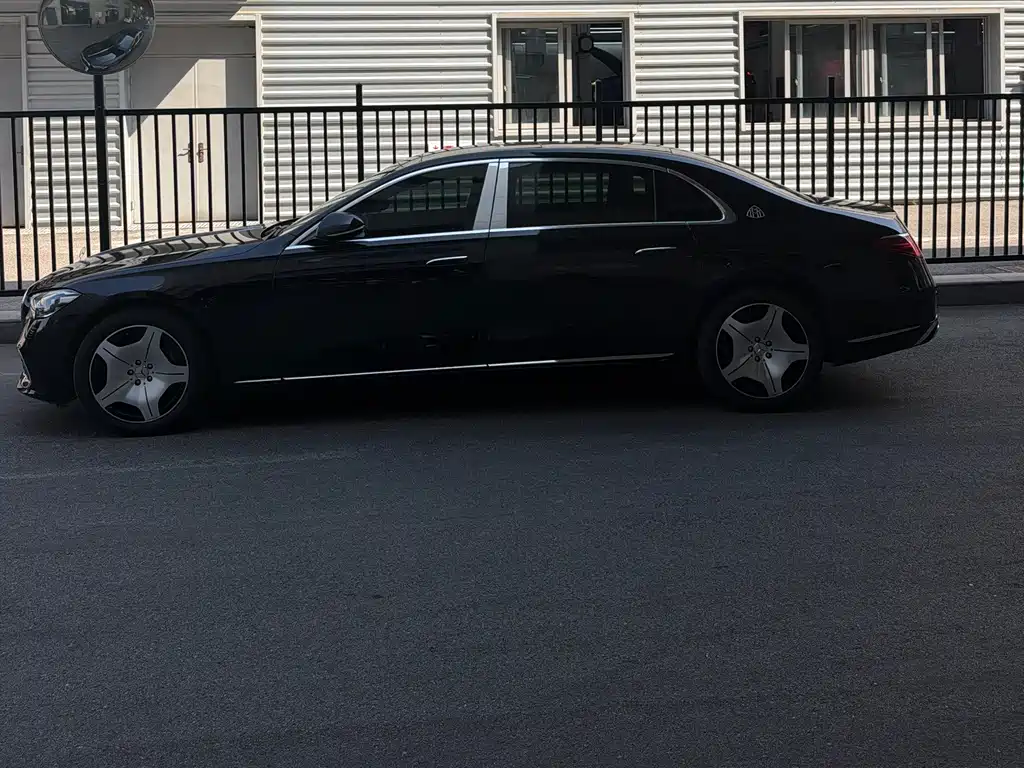 Mercedes-Benz S-Class — миниатюра 3