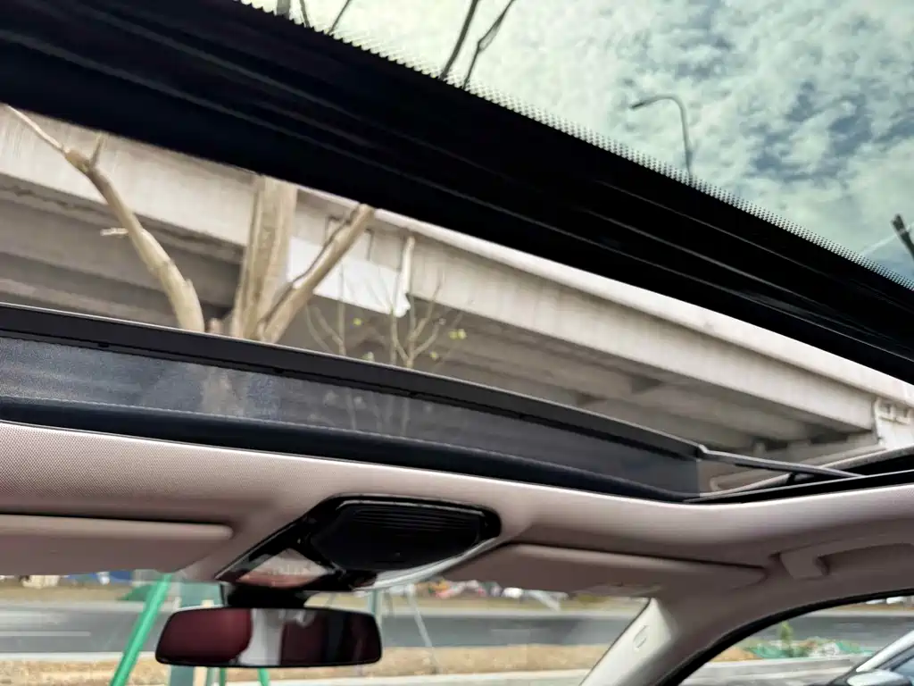 BMW i3 — миниатюра 13