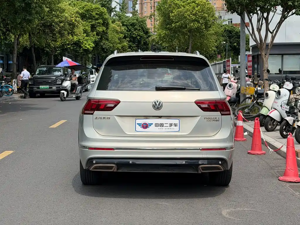 Volkswagen Tiguan L PHEV — миниатюра 5