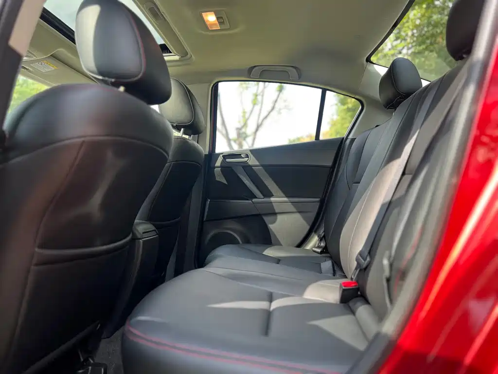 Mazda 3 Xingcheng — миниатюра 6