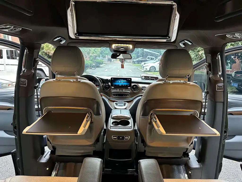 Mercedes-Benz V-Class — миниатюра 5