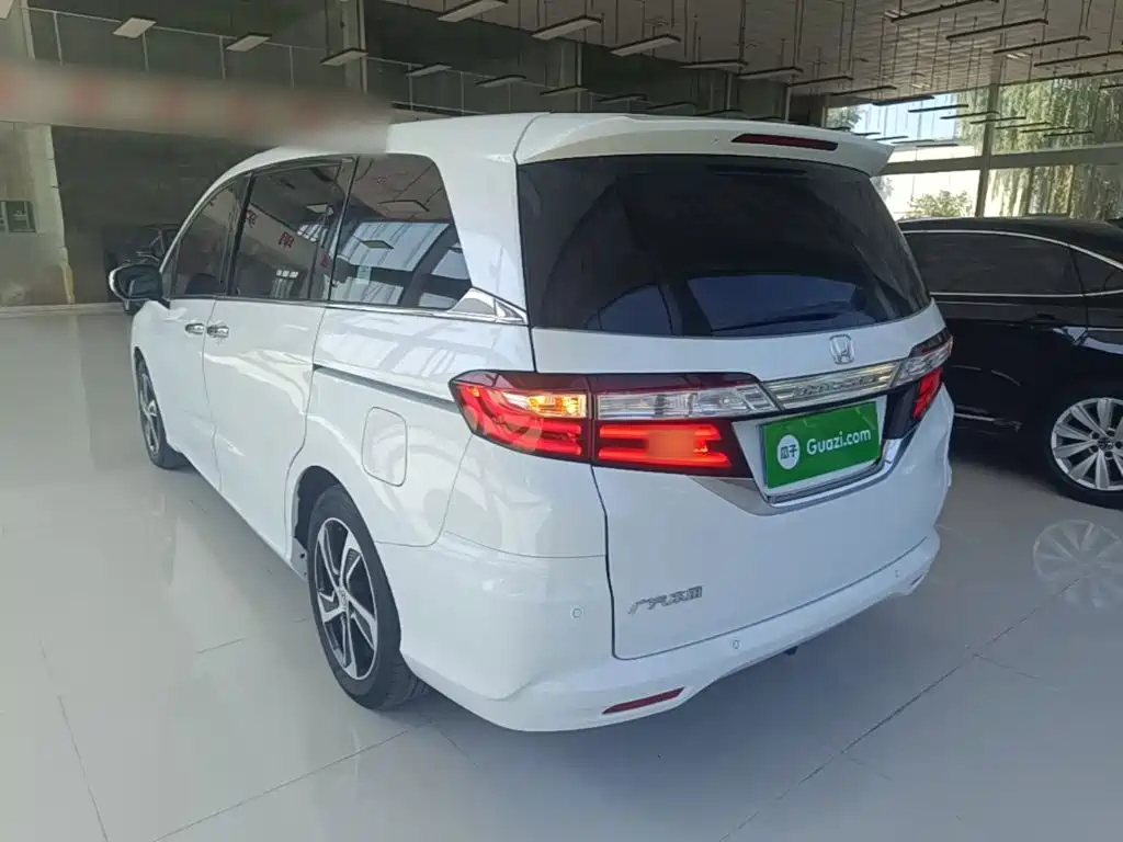 Honda Odyssey — миниатюра 5