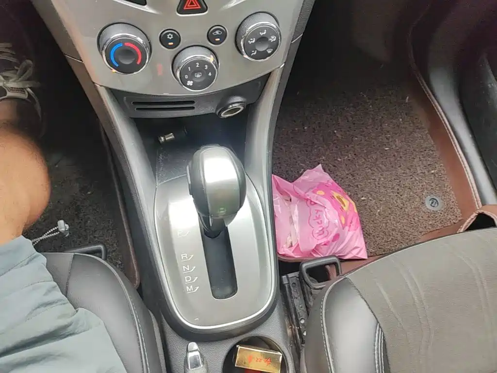 Chevrolet Trax — миниатюра 14
