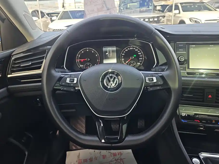 Volkswagen Sagitar — миниатюра 15