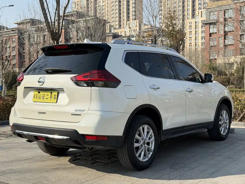 NISSAN QIJUN