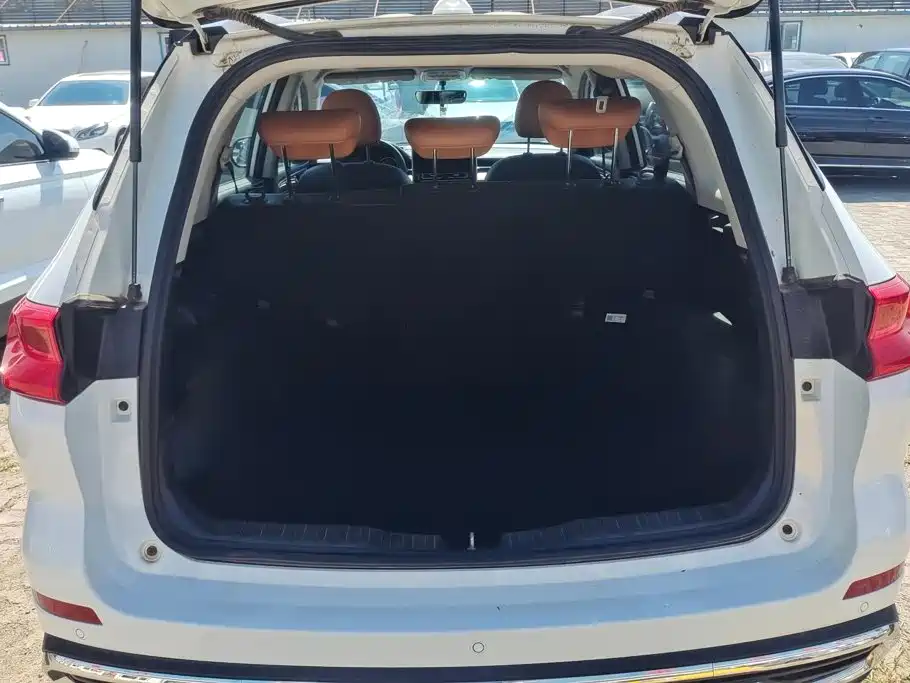 Haval M6 — миниатюра 4