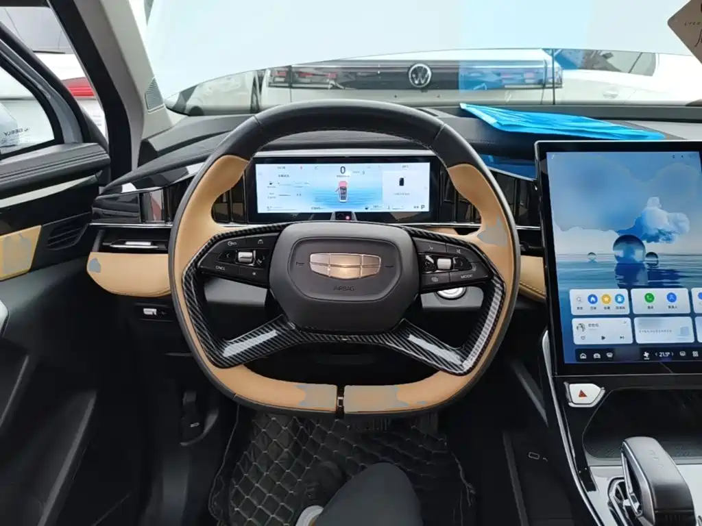 Geely Boyue L — миниатюра 11