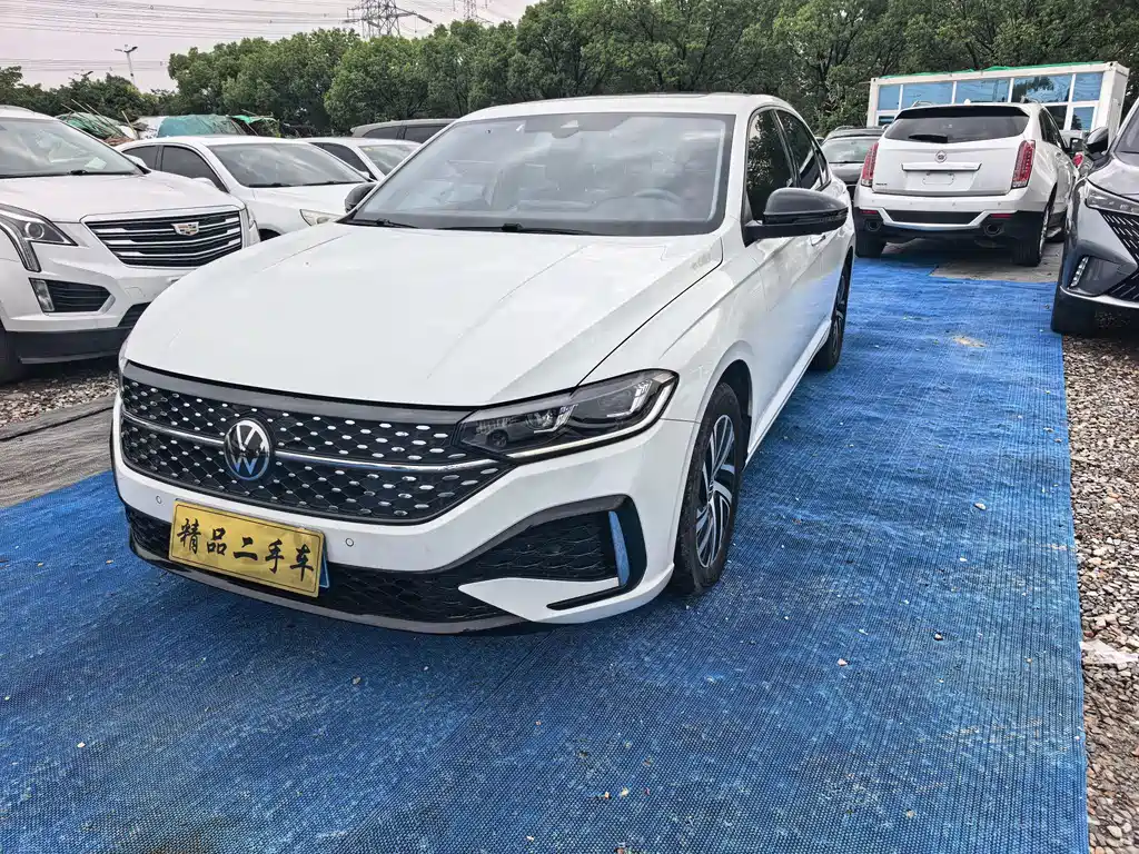 Volkswagen Lavida — миниатюра 3