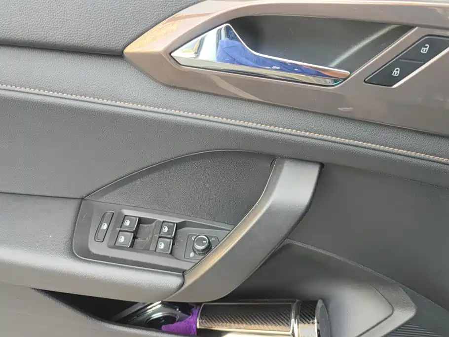 Volkswagen Tharu — миниатюра 7