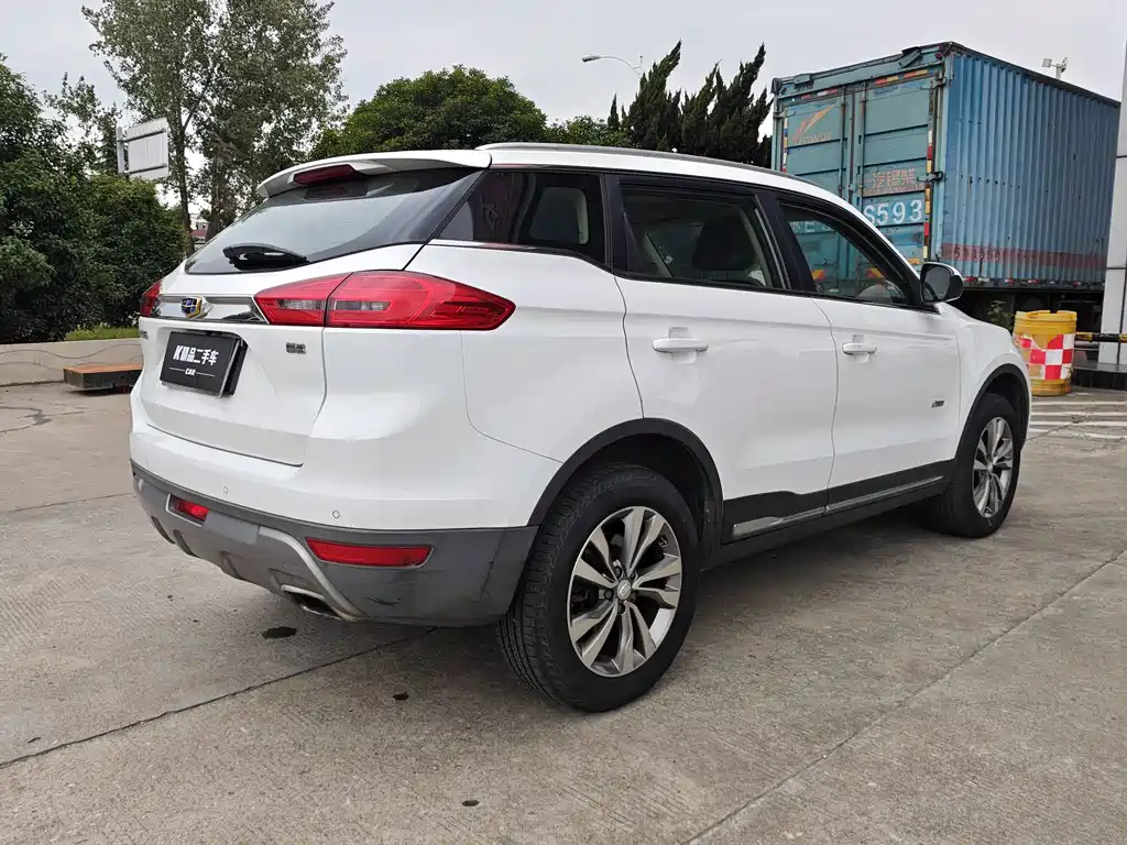 Geely Boyue — миниатюра 5