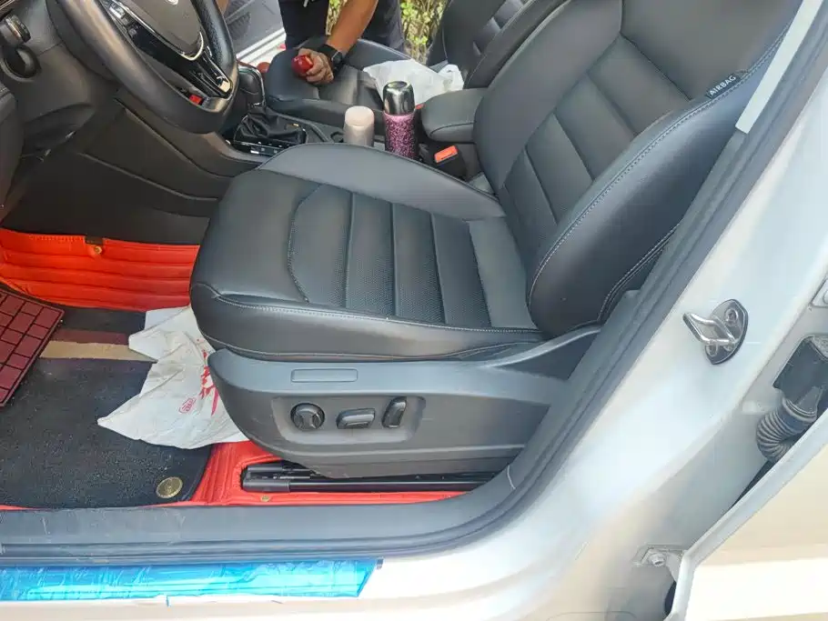 Volkswagen Tharu — миниатюра 9