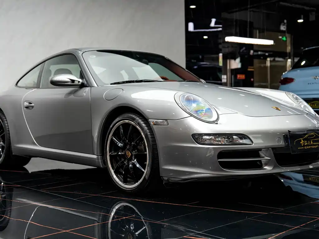 Porsche 911 — миниатюра 3