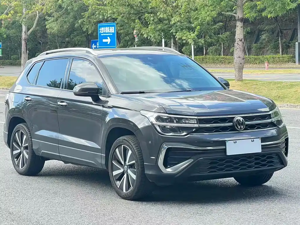 Volkswagen Tharu — миниатюра 3