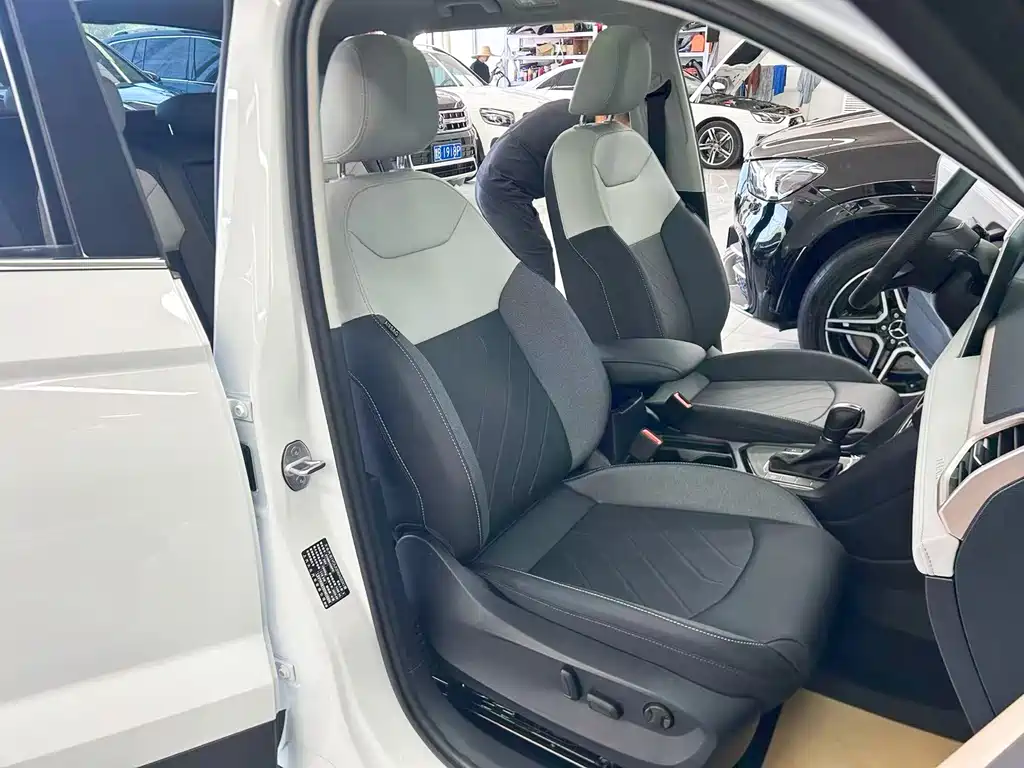 Volkswagen Tharu — миниатюра 15